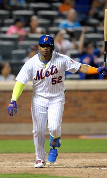 Cespedes homers in 10th, Mets top Marlins 2-1 in opener